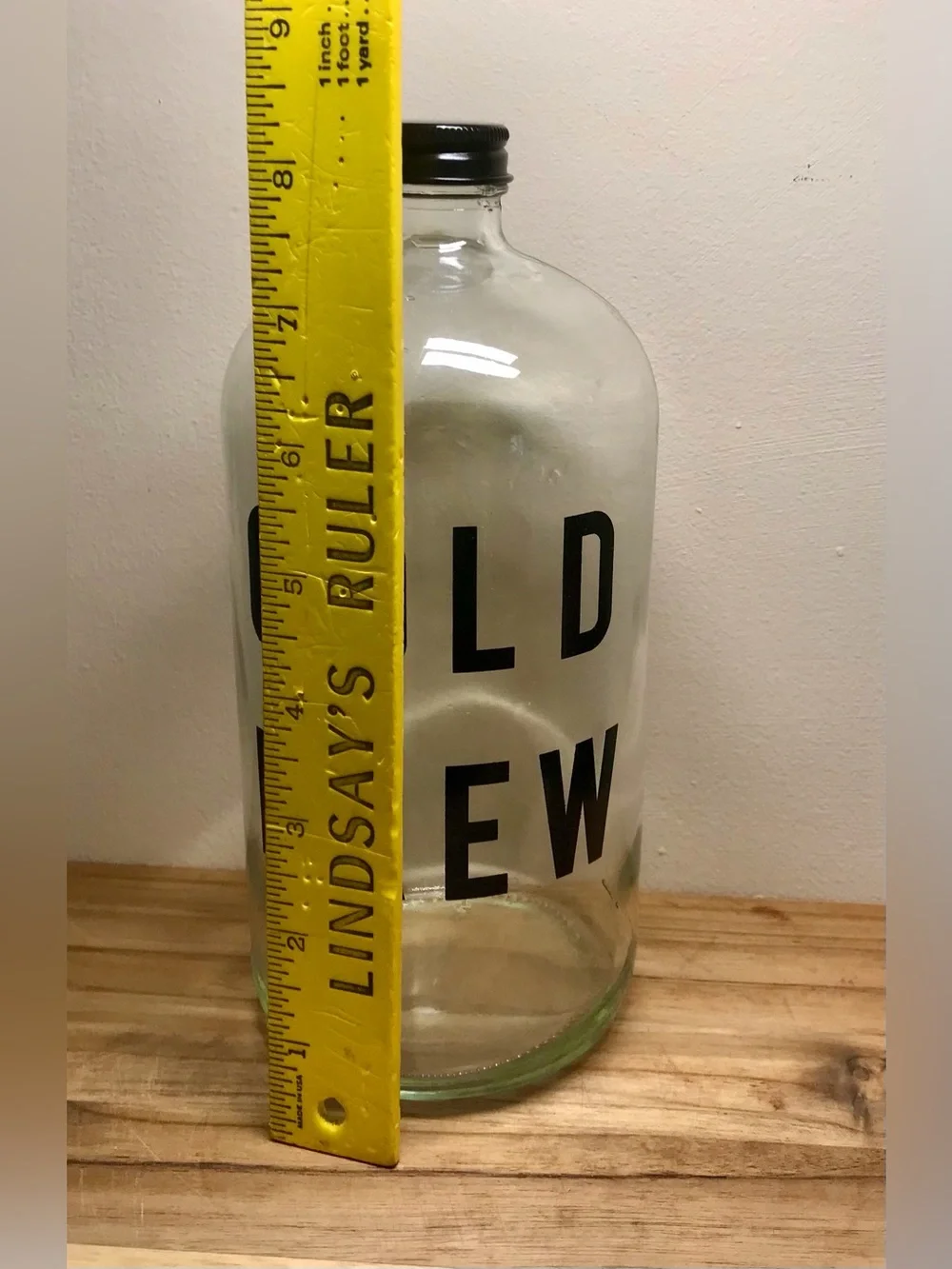 TARGET Cold Brew Labeled Med Glass Jug Reusable Container Twist Cap Lid